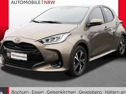 Individuell Neu 2025 Toyota Yaris Hybrid Comfort Limousine | 29.490 € (Teuer)