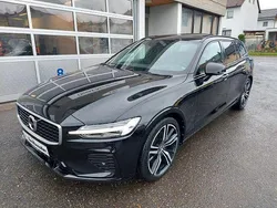 Schwarz Gebraucht 2020 Volvo V60 R-Design Kombi | 35.990 € (Teuer)