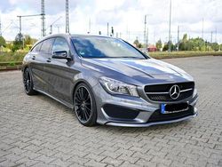 Grau Gebraucht 2015 Mercedes CLA200 Shooting Brake AMG line Kombi | 20.100 € (Etwas zu teuer)