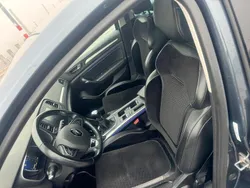 Grau Gebraucht 2017 Renault Mégane IV Limousine | 12.000 € (Teuer)
