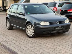 Grau Gebraucht 2000 VW Golf IV Limousine | 2.500 € (Etwas zu teuer)