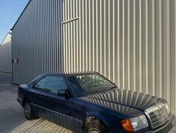Blau Gebraucht 1991 Mercedes 230 Coupé | 6.230 €