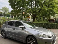 Grau Gebraucht 2014 Lexus CT200h Sport Line Kleinwagen | 15.000 € (Fairer Preis)
