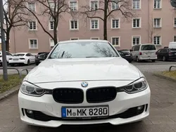 Weiß Gebraucht 2012 BMW 320 Comfort Edition Limousine | 9.999 € (Fairer Preis)