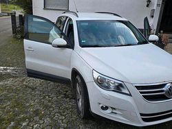 Weiß Gebraucht 2010 VW Tiguan SUV | 5.100 € (Etwas zu teuer)