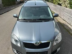 Grau Gebraucht 2009 Skoda Roomster Kombi | 1.500 € (Superpreis)