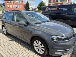 Grau Gebraucht 2018 VW Golf VII Kombi | 15.490 € (Fairer Preis)