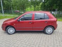 Rot Gebraucht 2005 Skoda Fabia Limousine | 1.789 € (Fairer Preis)