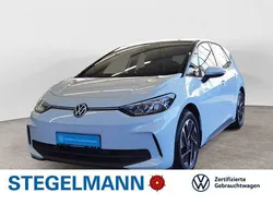Gletscherweiß metallic Gebraucht 2024 VW ID.3 Pro Kleinwagen | 33.150 € (Etwas zu teuer)