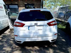 Weiß Gebraucht 2016 Ford Mondeo Kombi | 6.900 €