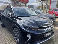 Schwarz Neu 2025 Kia Stonic 4 SUV | 26.990 € (Fairer Preis)