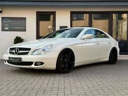 Calcitweiss unilack Gebraucht 2008 Mercedes CLS500 Coupé | 14.780 € (Superpreis)