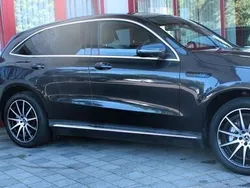 Grün Gebraucht 2021 Mercedes EQC400 AMG SUV | 33.900 € (Guter Preis)