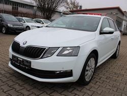 Weiß Gebraucht 2018 Skoda Octavia Kombi | 12.990 € (Fairer Preis)