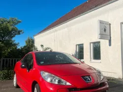 Rot Gebraucht 2007 Peugeot 207 CC Cabrio | 2.500 € (Fairer Preis)