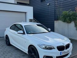 Weiß Gebraucht 2016 BMW 220 M Sport Coupé | 19.600 € (Fairer Preis)