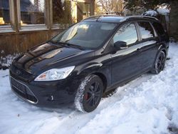 Schwarz Gebraucht 2010 Ford Focus Kombi | 2.500 € (Fairer Preis)