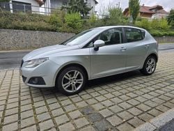 Silber Gebraucht 2011 Seat Ibiza ST Style Kombi | 3.600 € (Fairer Preis)