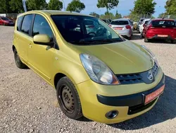 Krokusgelb metallic Gebraucht 2006 Nissan Note Van / Kleinbus | 700 € (Etwas zu teuer)