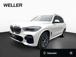 Mineralweiß (weiß) Gebraucht 2022 BMW X5 M Sport SUV | 58.850 € (Fairer Preis)