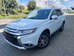 Weiß Gebraucht 2016 Mitsubishi Outlander Plus SUV | 11.200 € (Guter Preis)
