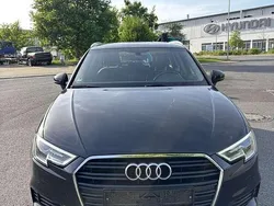 Schwarz Gebraucht 2018 Audi A3 Sportback Basis Limousine | 17.999 € (Fairer Preis)
