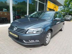 Grau Gebraucht 2010 VW Passat Limousine | 7.290 € (Teuer)
