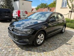 Schwarz Gebraucht 2018 VW Polo Comfortline Kleinwagen | 9.500 € (Fairer Preis)