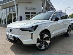 Weiß Gebraucht 2025 Volvo EX90 Performance SUV | 86.500 € (Fairer Preis)