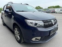 Blau Gebraucht 2017 Dacia Logan MCV Lauréate Kombi | 5.950 € (Fairer Preis)