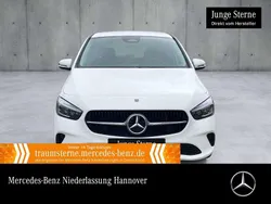 Weiß Gebraucht 2024 Mercedes B200 Advanced Van / Kleinbus | 29.990 € (Guter Preis)