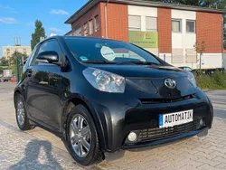 Night time black Gebraucht 2011 Toyota iQ Kleinwagen | 7.390 € (Fairer Preis)