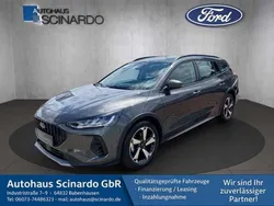 Grau Gebraucht 2024 Ford Focus Active Limousine | 26.380 € (Fairer Preis)