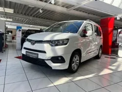 Schaumweiß Gebraucht 2020 Toyota Proace Verso City Kombi | 19.950 € (Fairer Preis)