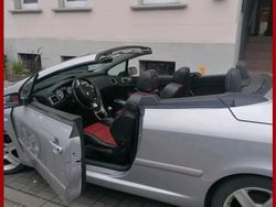 Silber Gebraucht 2004 Peugeot 307 CC Cabrio | 2.890 €