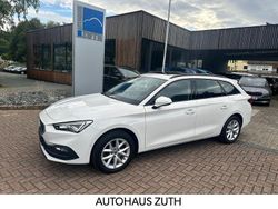 Weiß Gebraucht 2022 Seat Leon ST Style Kombi | 18.990 € (Fairer Preis)