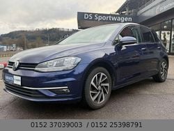 Blau Gebraucht 2018 VW Golf Join Limousine | 10.999 € (Fairer Preis)