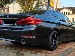 Grau Gebraucht 2018 BMW 530e Limousine | 29.300 € (Teuer)