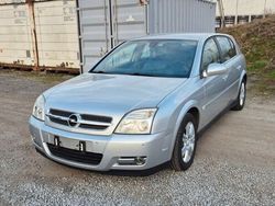 Silber Gebraucht 2003 Opel Signum Kleinwagen | 1.800 € (Fairer Preis)