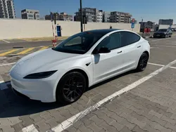 Weiß Gebraucht 2023 Tesla Model 3 Long Range Limousine | 42.599 €