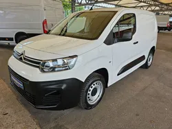 Weiß Gebraucht 2022 Citroën Berlingo Van / Kleinbus | 17.899 € (Fairer Preis)