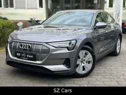 Grau Gebraucht 2021 Audi e-tron Sportback Basis SUV | 29.499 € (Fairer Preis)