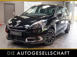 Sternenschwarz Gebraucht 2012 Renault Scénic III Bose Edition Van / Kleinbus | 7.990 € (Fairer Preis)