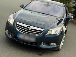 Blau Gebraucht 2010 Opel Insignia Limousine | 7.299 € (Etwas zu teuer)