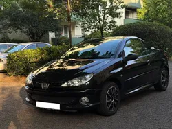 Schwarz Gebraucht 2006 Peugeot 206 CC Cabrio | 850 € (Fairer Preis)