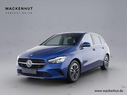 Blau Gebraucht 2024 Mercedes 200 Advanced Limousine | 31.900 € (Fairer Preis)