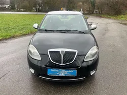 Schwarz Gebraucht 2010 Lancia Ypsilon Kleinwagen | 2.800 €