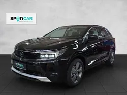 Schwarz (metallic) Gebraucht 2024 Opel Grandland X Elegance SUV | 31.990 €