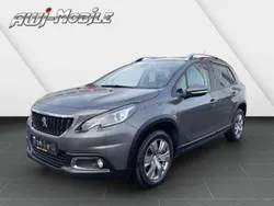 Grau Gebraucht 2019 Peugeot 2008 SUV | 12.750 € (Guter Preis)