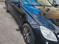 Schwarz Gebraucht 2010 Mercedes E300 Avantgarde Limousine | 10.500 € (Guter Preis)